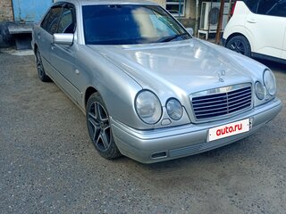 1997 Mercedes-Benz E-Класс 320 II (W210, S210), серый, 650000 рублей, вид 2