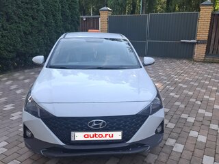 2020 Hyundai Solaris II Рестайлинг, белый, 1350000 рублей, вид 1