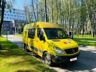2013 Mercedes-Benz Sprinter, жёлтый, 1350000 рублей, вид 2