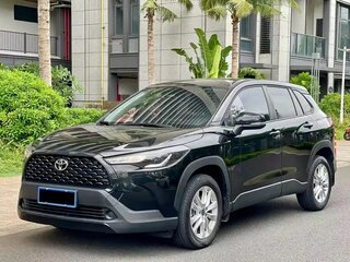 2024 Toyota Corolla Cross I, чёрный, 3089590 рублей, вид 3