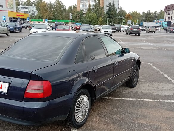 1999 Audi A4 I (B5) Рестайлинг, синий - вид 6