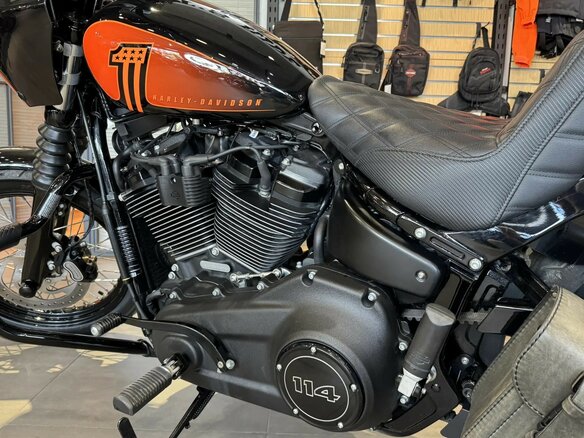 2021 Harley-Davidson Street Bob, чёрный, 1650000 рублей - вид 12