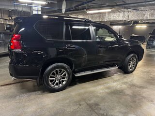 2017 Toyota Land Cruiser Prado 150 Series Рестайлинг 2, чёрный, 4600000 рублей, вид 5