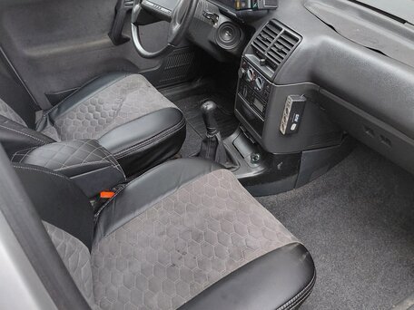 2004 Lada (ВАЗ) 2110, серебристый, вид 4