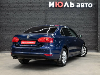 2012 Volkswagen Jetta VI, синий, 900000 рублей, вид 4
