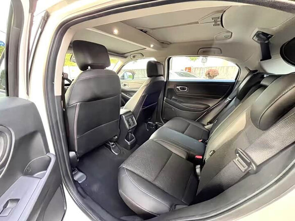 2024 Honda Vezel II, белый, 1724190 рублей - вид 4