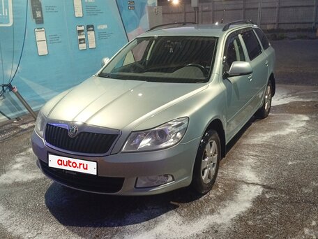 2011 Skoda Octavia DSG7 II (A5) Рестайлинг, зелёный, 670000 рублей, вид 1