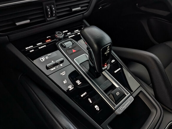 2021 Porsche Cayenne III, коричневый - вид 21