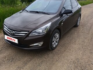 2015 Hyundai Solaris I Рестайлинг, коричневый, 859000 рублей, вид 2