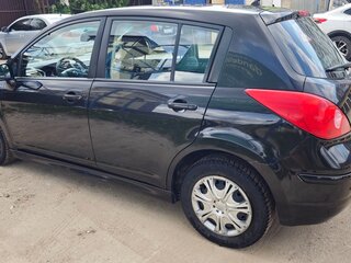 2012 Nissan Tiida I Рестайлинг, чёрный, 500000 рублей, вид 4