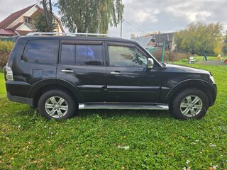 2008 Mitsubishi Pajero IV, чёрный, 1190000 рублей, вид 4