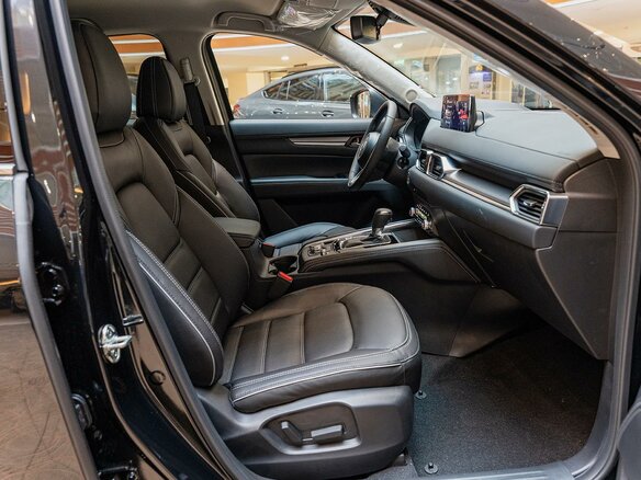 2026 Mazda CX-5 II Рестайлинг, чёрный, 5040000 рублей - вид 22