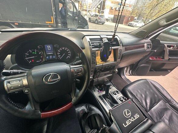 2010 Lexus GX 460 II, белый, 2600000 рублей - вид 5