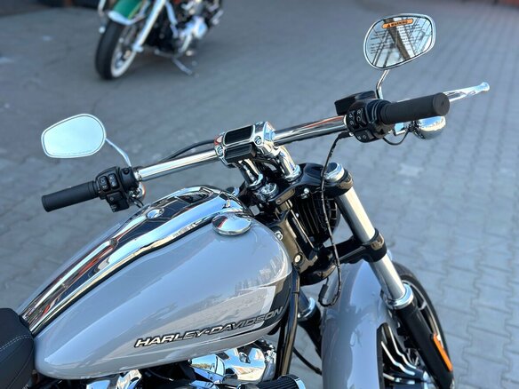 2024 Harley-Davidson Breakout, серебристый, 4150000 рублей - вид 11