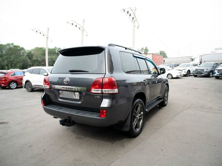 2008 Toyota Land Cruiser 200 Series, серый, 2699000 рублей, вид 3