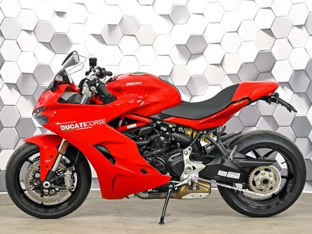 2017 Ducati Supersport, красный, 869000 рублей, вид 4