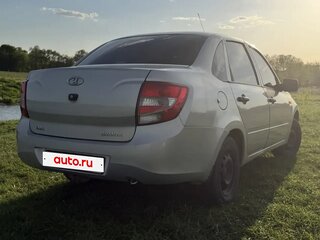 2013 Lada (ВАЗ) Granta I, серебристый, 300000 рублей, вид 3