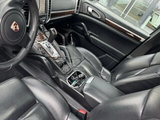 2012 Porsche Cayenne S II (958), чёрный, 2800000 рублей, вид 4