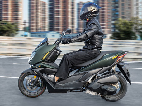 2026 Zontes ZT125-X, зелёный, 349990 рублей, вид 1