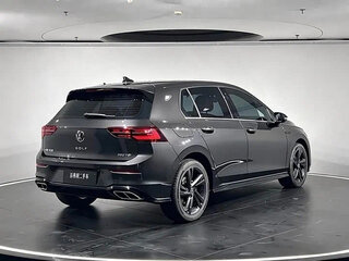 2022 Volkswagen Golf VIII, белый, 1890000 рублей, вид 4