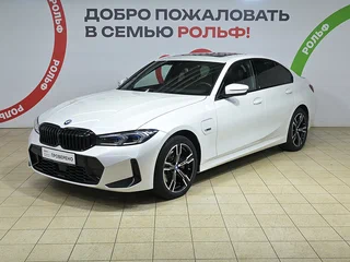 2022 BMW 3 серии 330e xDrive VII (G2x) Рестайлинг, белый, 5240000 рублей, вид 1