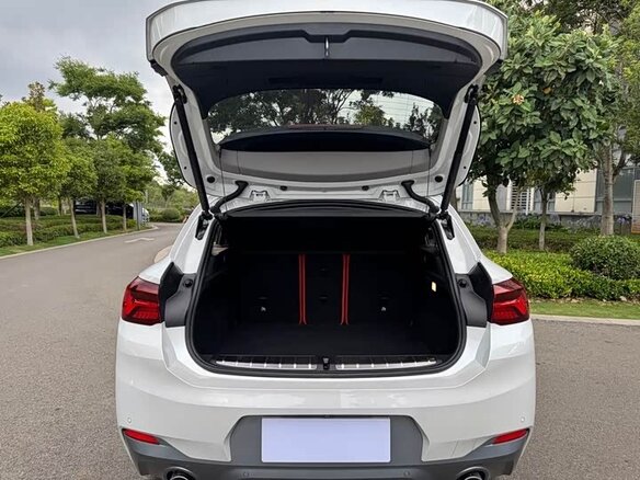 2021 BMW X2 sDrive20i I (F39), белый, 1850000 рублей - вид 11
