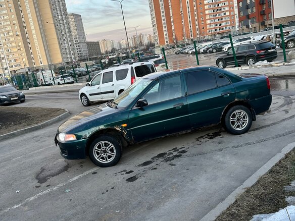 1997 Mitsubishi Lancer VII, зелёный - вид 9