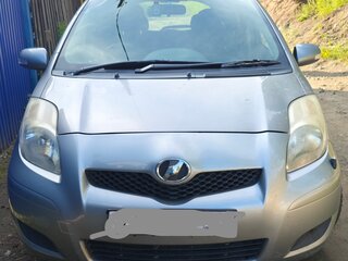 2009 Toyota Vitz II (XP90), серый, 450000 рублей, вид 1