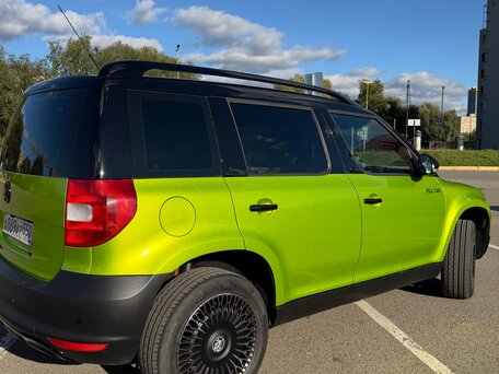 2010 Skoda Yeti I, зелёный, 900000 рублей, вид 2