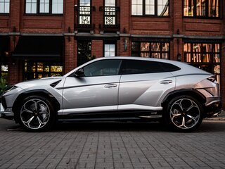 2024 Lamborghini Urus S I Рестайлинг, серебристый, 33000000 рублей, вид 2