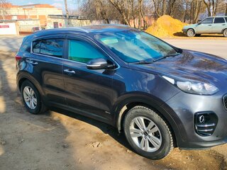 2017 Kia Sportage IV, серый, 1900000 рублей, вид 3
