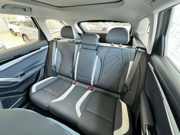 2026 Geely Atlas II, голубой, 3418940 рублей - вид 21