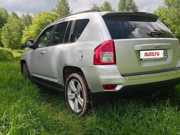 2011 Jeep Compass I Рестайлинг, серебристый, 900000 рублей - вид 10