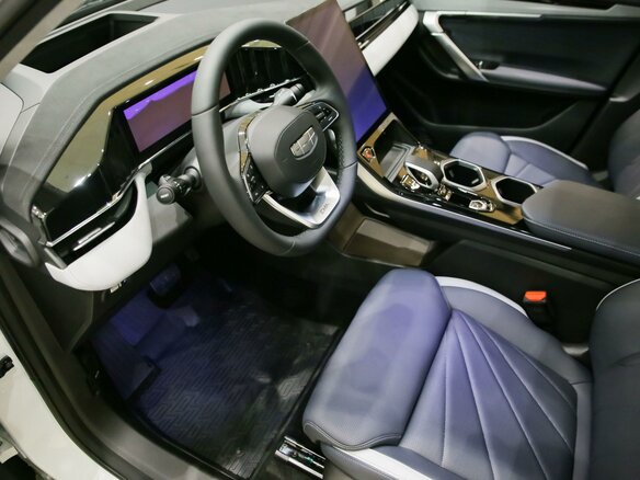 2026 Geely Atlas II, белый - вид 7