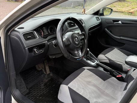 2012 Volkswagen Jetta VI, серебристый, 1200000 рублей, вид 5