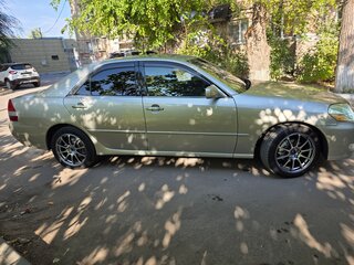 2002 Toyota Mark II IX (X110), серебристый, 760000 рублей, вид 3