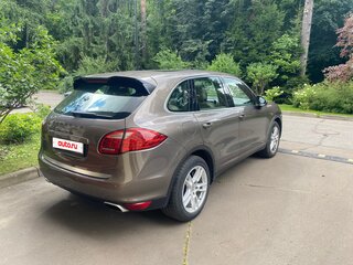 2011 Porsche Cayenne II (958), коричневый, 1900000 рублей, вид 5