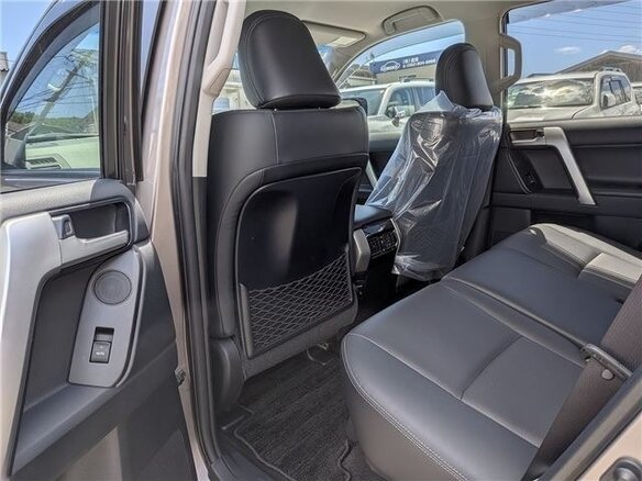 2023 Toyota Land Cruiser Prado 150 Series Рестайлинг 3, бежевый - вид 17