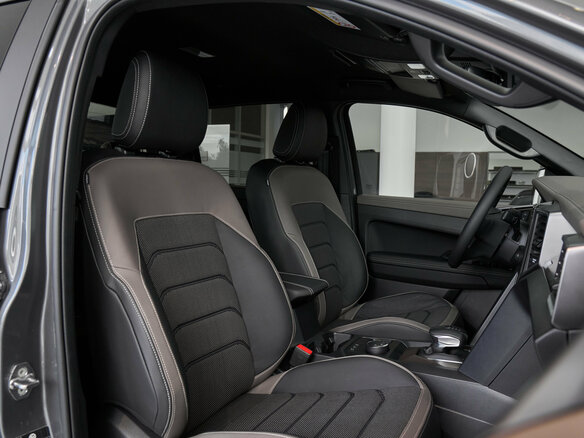 2025 Volkswagen Amarok II, серый, 11800000 рублей - вид 9