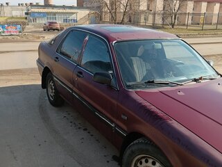 1991 Mitsubishi Galant VI, пурпурный, 110000 рублей, вид 2