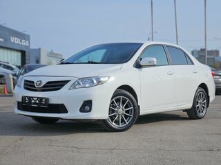 2012 Toyota Corolla X (E140, E150) Рестайлинг, белый, 915000 рублей, вид 1