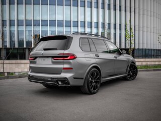 2026 BMW X7 40d I (G07) Рестайлинг, серый, 17890000 рублей, вид 4