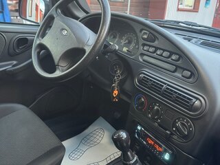 2023 Lada (ВАЗ) Niva Travel I, зелёный, 1000000 рублей, вид 5