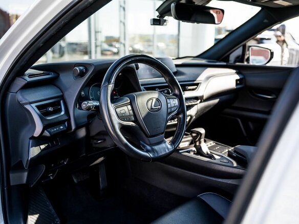 2020 Lexus UX 200 I, белый, 2700000 рублей - вид 21