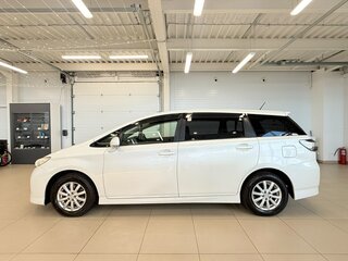2012 Toyota Wish II, белый, 1599000 рублей, вид 3