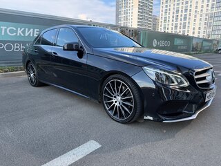 2013 Mercedes-Benz E-Класс 200 IV (W212, S212, C207) Рестайлинг, чёрный, 2350000 рублей, вид 2