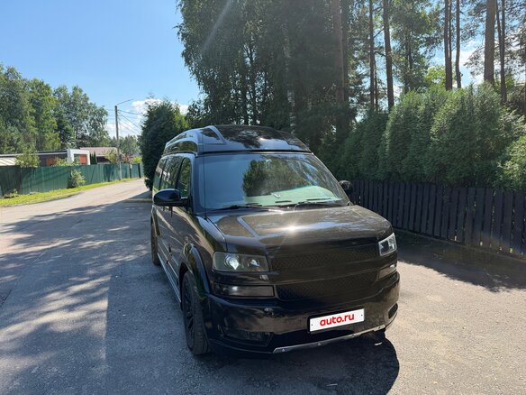 2012 Chevrolet Express II, чёрный, 11500000 рублей - вид 2