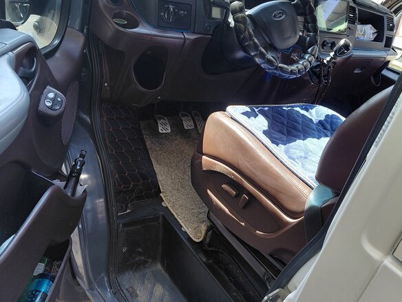 2013 Ford Transit, белый, 1300000 рублей - вид 10
