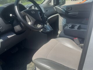 2010 Hyundai Grand Starex I, серебристый, 1149000 рублей, вид 5