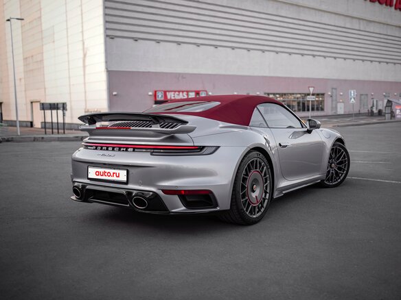 2020 Porsche 911 Turbo S VIII (992), серый - вид 6